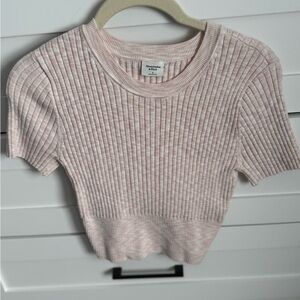 Abercrombie & Fitch Blush Ribbed Crop Sweater